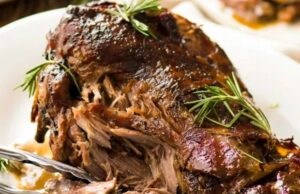 The Easiest, Most Impressive Slow Roast Leg of Lamb (Falls Off the Bone) Slow Roast Leg of Lamb