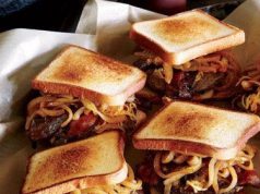 Smoked Gouda and Bacon Burgers with Barbecue Sauce Smoked Gouda and Bacon Burgers with Barbecue Sauce