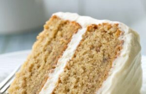 Banana Cake with Cream Cheese Frosting: The Ultimate Homemade Comfort Banana Cake with Cream Cheese Frosting