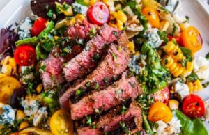 Balsamic Steak Gorgonzola Salad with Grilled Corn Balsamic Steak Gorgonzola Salad with Grilled Corn