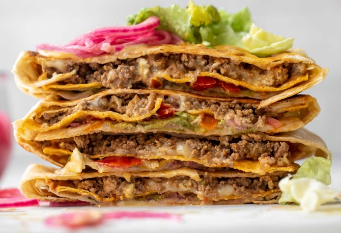 Cheeseburger Crunch Wrap