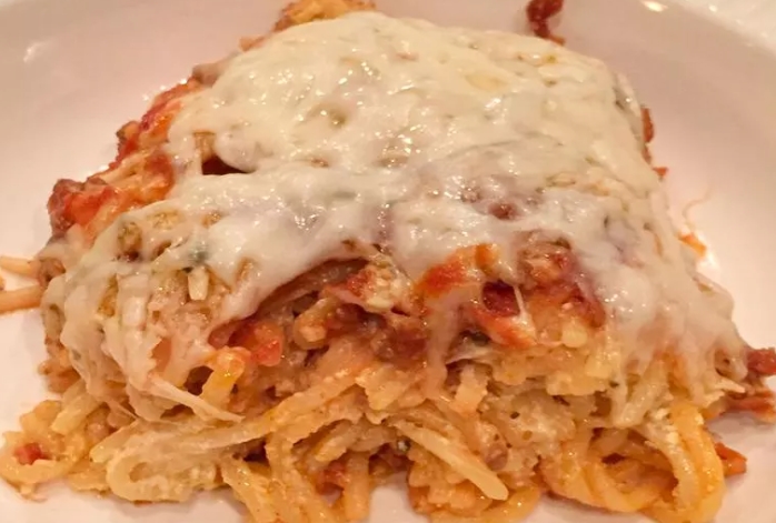 Baked Spaghetti Casserole with Cream Cheese