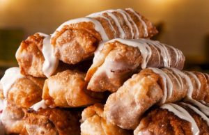 Easy Dessert Egg Rolls at Home Easy Dessert Egg Rolls at Home