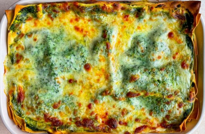 How to Make Lasagna with Spinach and Meat