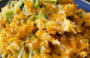 Cheesy Chicken Broccoli & Rice Dinner Casserole Cheesy Chicken Broccoli & Rice Dinner Casserole