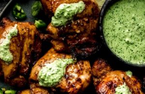 Peruvian Chicken with Green Sauce (Aji Verde) Peruvian Chicken with Green Sauce (Aji Verde)
