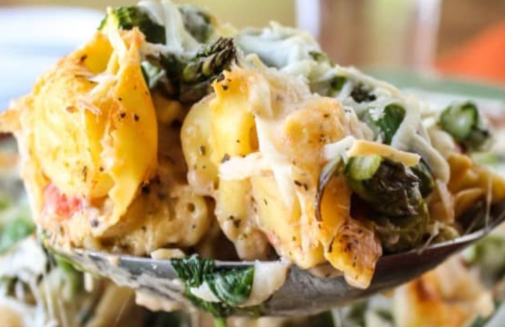 Cheesy Asparagus Tortellini Bake