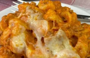 Cheesy Baked Tortellini with Meat Sauce Cheesy Baked Tortellini with Meat Sauce