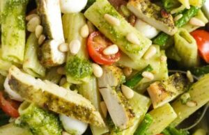 20 Minute Creamy Chicken Pesto Pasta