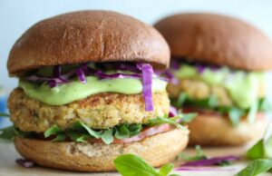 Cauliflower Hummus Burgers with Green Goddess Sauce: The Ultimate Veggie Burger Cauliflower Hummus Burgers with Green Goddess Sauce