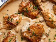 Quick Chicken Fricassée: Easy French Stew for a Cozy Night In Chicken Fricassée