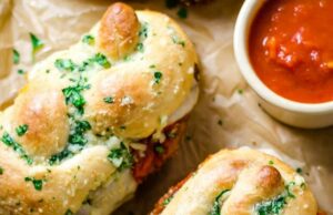 Garlic Knot Chicken Parmesan Sandwiches: The Ultimate Italian American Mashup Garlic Knot Chicken Parmesan Sandwiches