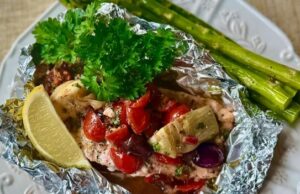 Mediterranean Salmon Baked in Foil