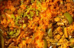 One-Pot Cheeseburger Pasta (The Ultimate 30-Minute Comfort Food!)