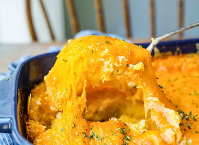 Cheesy Corn Casserole