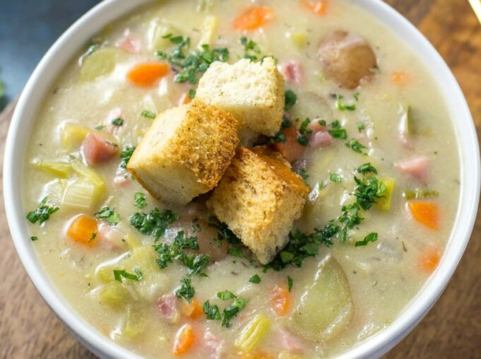 Creamy Dairy Free Potato Ham and Leek Soup