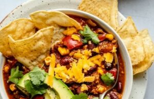 Seriously The Best Healthy Turkey Chili: Your New Go To Comfort Food Healthy Turkey Chili
