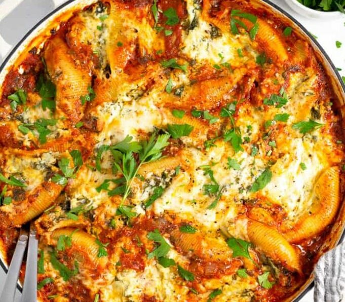 Ricotta Stuffed Shells with Spinach