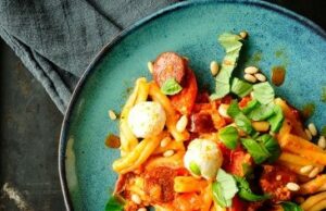Pasta with Chorizo and Paprika Sauce Pasta with chorizo and paprika sauce