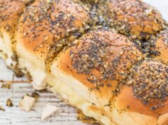 Ranch Chicken and Swiss Sliders Ranch Chicken and Swiss Sliders