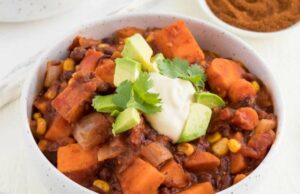 The Best Vegan Sweet Potato Black Bean Chili (Hearty, Flavorful & Easy) The Best Vegan Sweet Potato Black Bean Chili