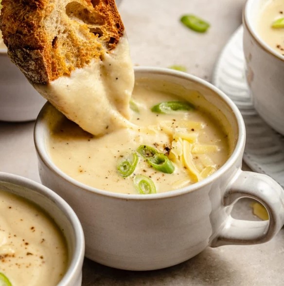 Roasted Garlic Cheddar Cauliflower Soup Roasted Garlic Cheddar Cauliflower Soup